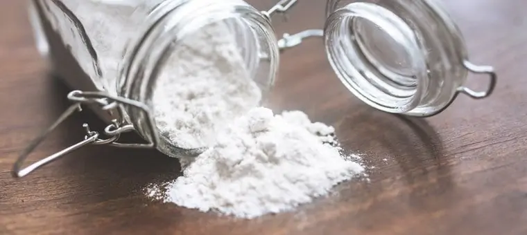 Haare waschen ohne Plastik mit natürlichen Hausmitteln