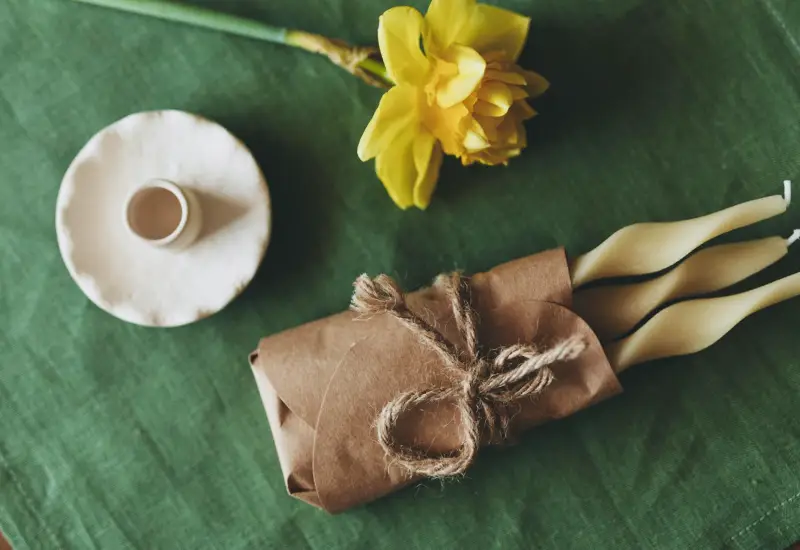 Juteband statt Plastik-Klebefilm