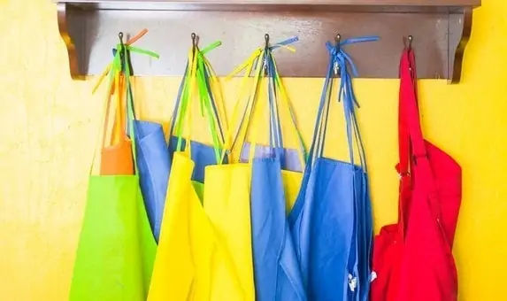 Australia reduces plastic bags by 80 percent
