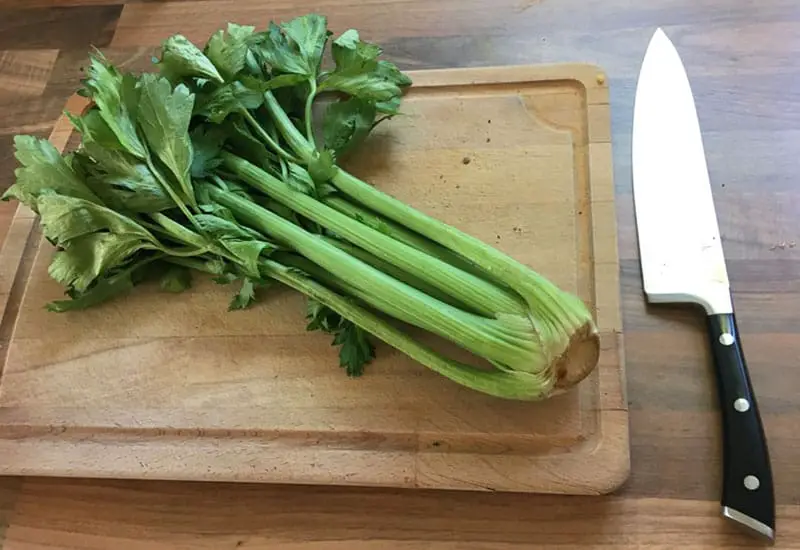 Making celery salt yourself