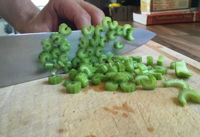 Making celery salt yourself