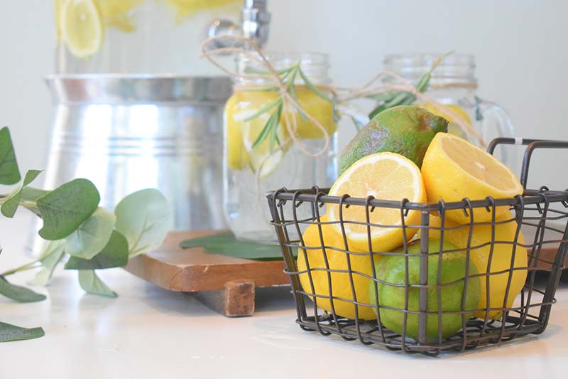 Water from the tap can be upgraded - water with citrus fruits