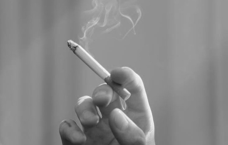 Are cigarettes vegan and do vegans smoke?