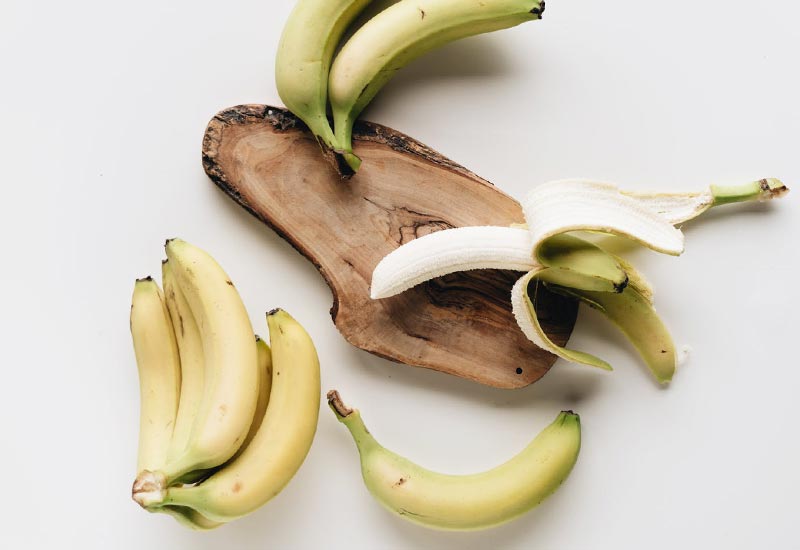 Mask from bananas as a natural anti-aging remedy