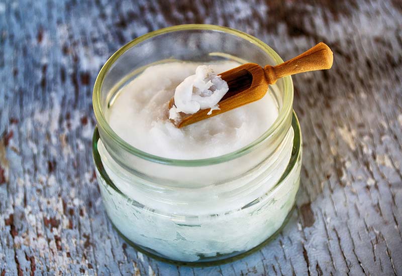 Coconut oil face mask as a home remedy for wrinkles