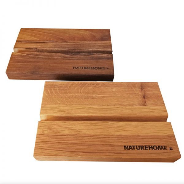 Tablet Halter aus nachhaltigem Holz