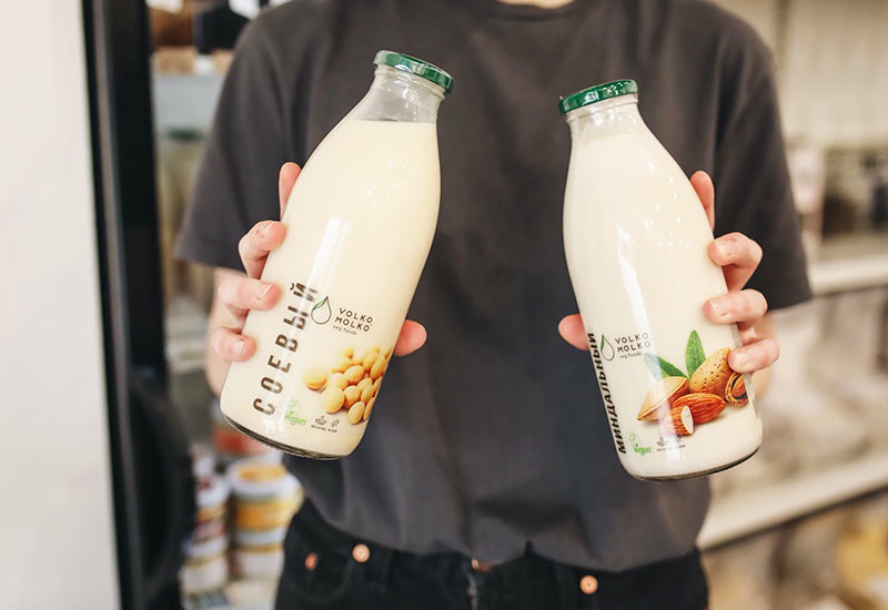 Is vegan lactose free? Plant milk is free from lactose