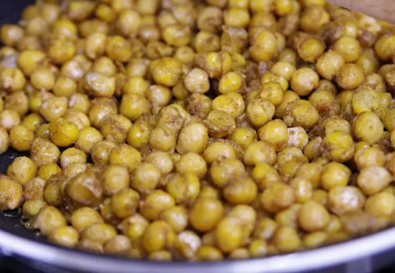 Chickpeas as an alternative for meat