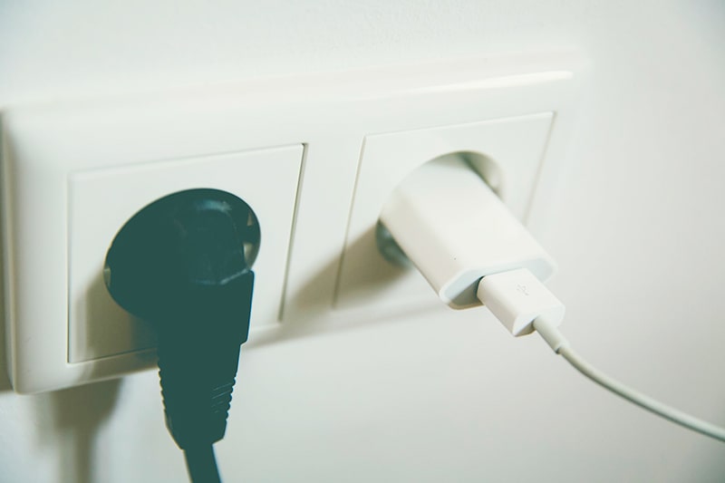 Saving energy in the home - socket